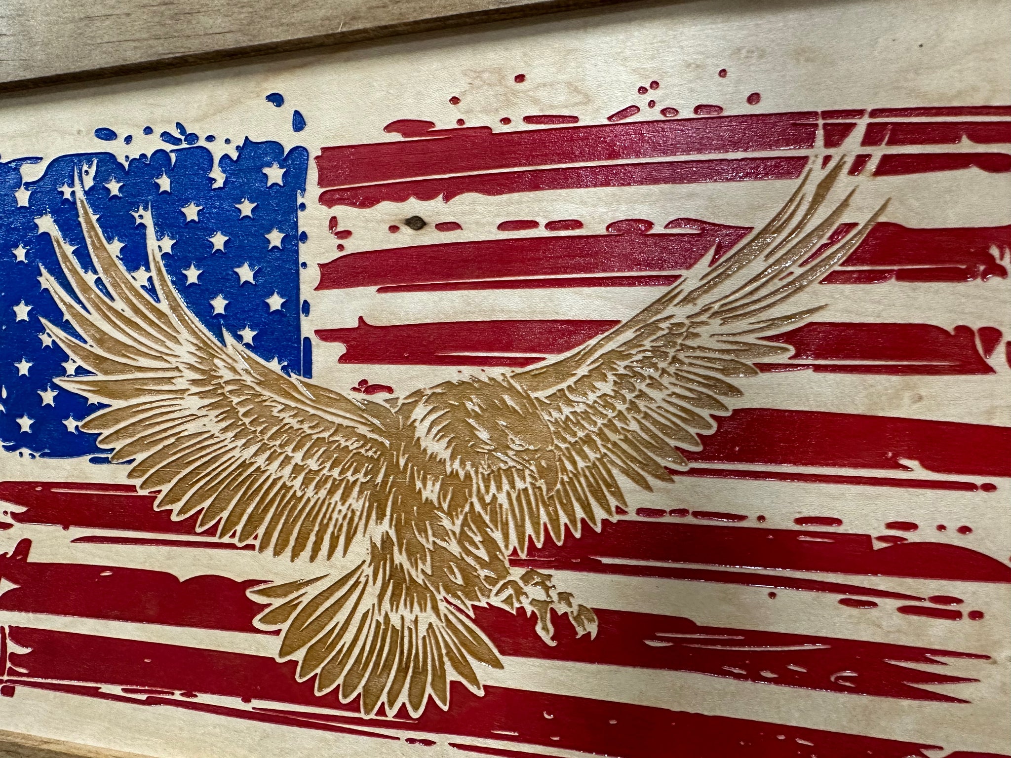 Bald Eagle & American Flag Wall-Mounted Secure Gun Cabinet close  look