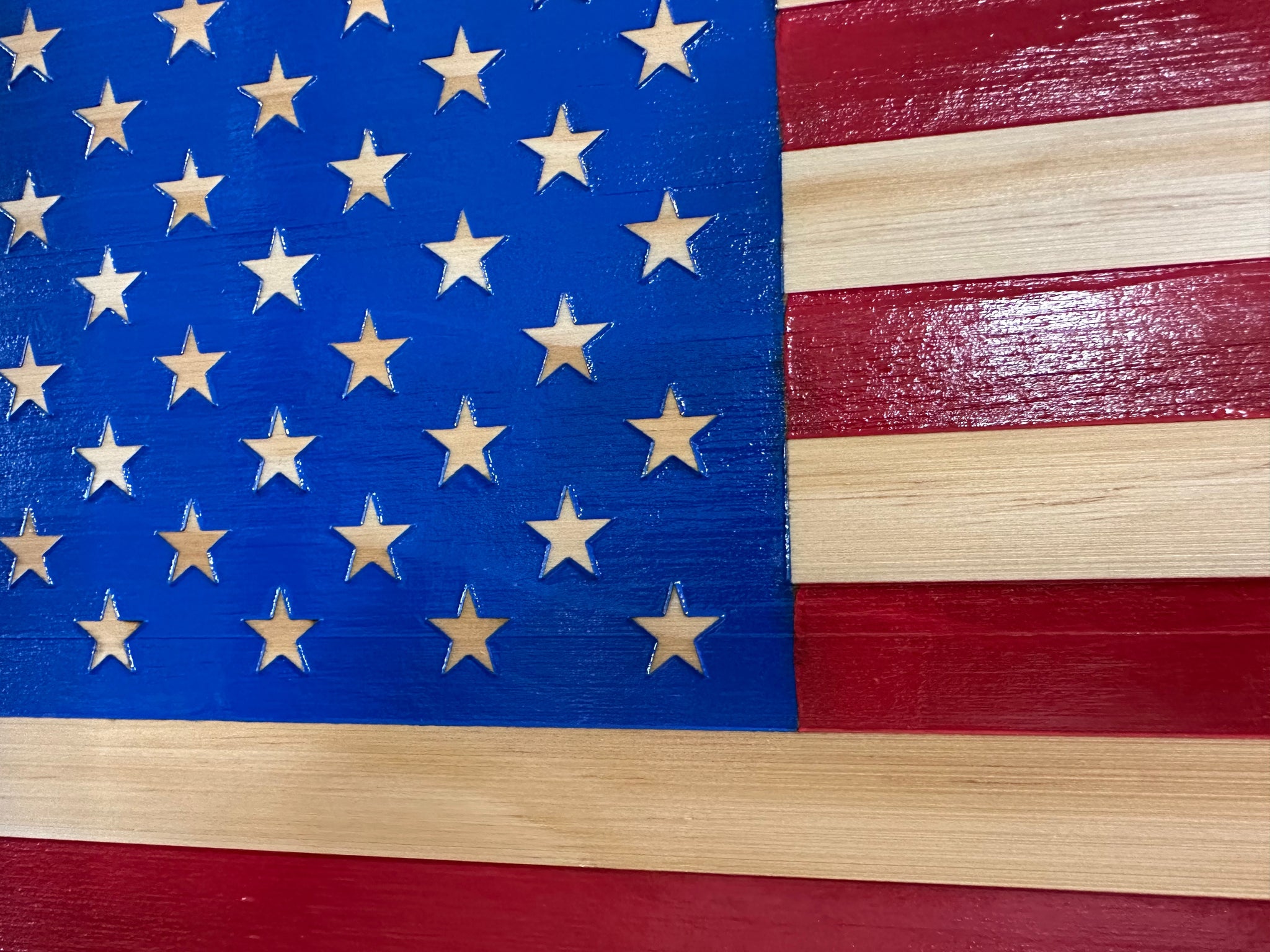 Red & Blue American Flag Decorative Wall-Mounted Gun Cabinet close view