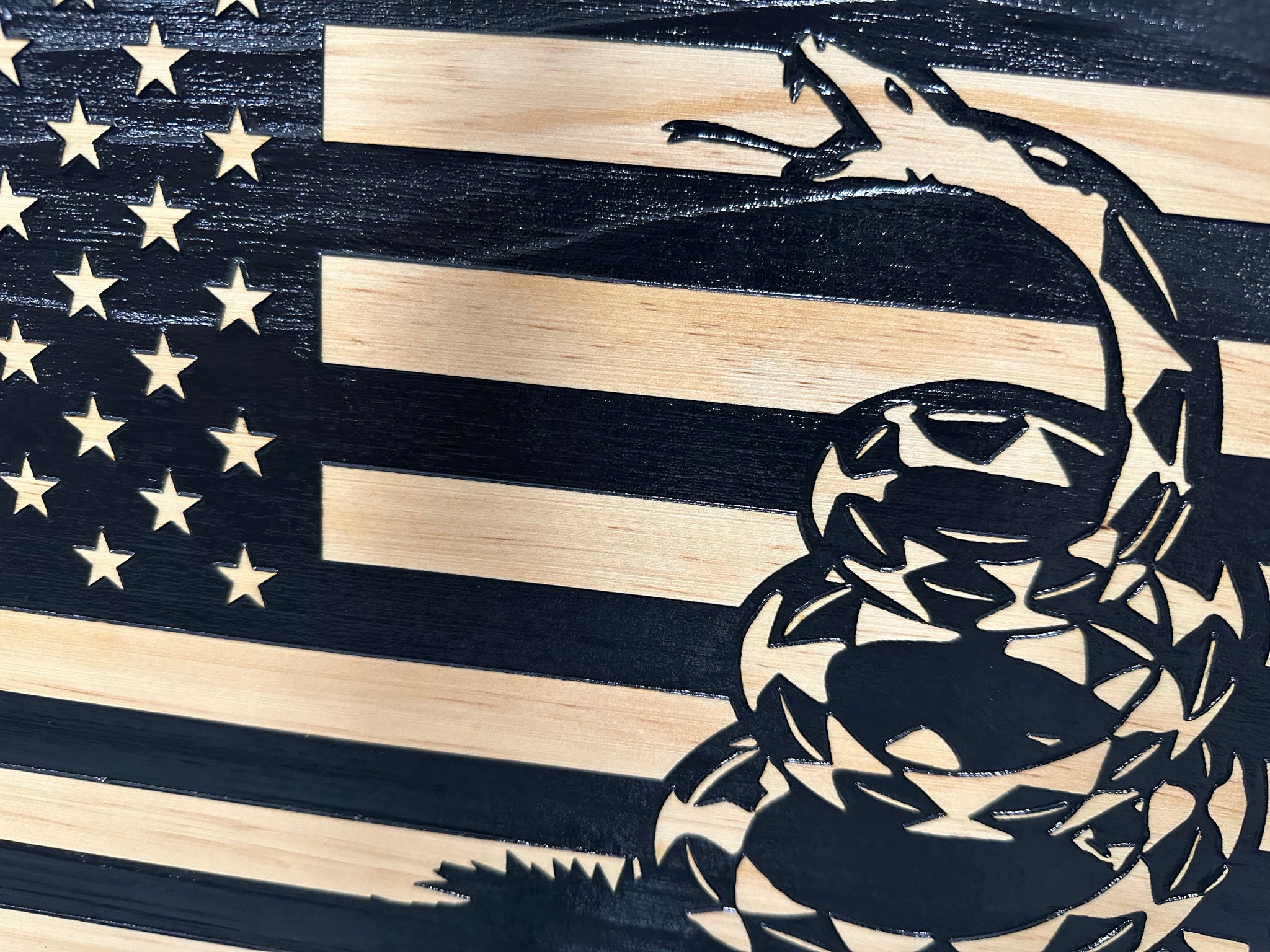 Stripes Dont Tread On Me Decorative Wall-Mounted Gun Cabinet close view