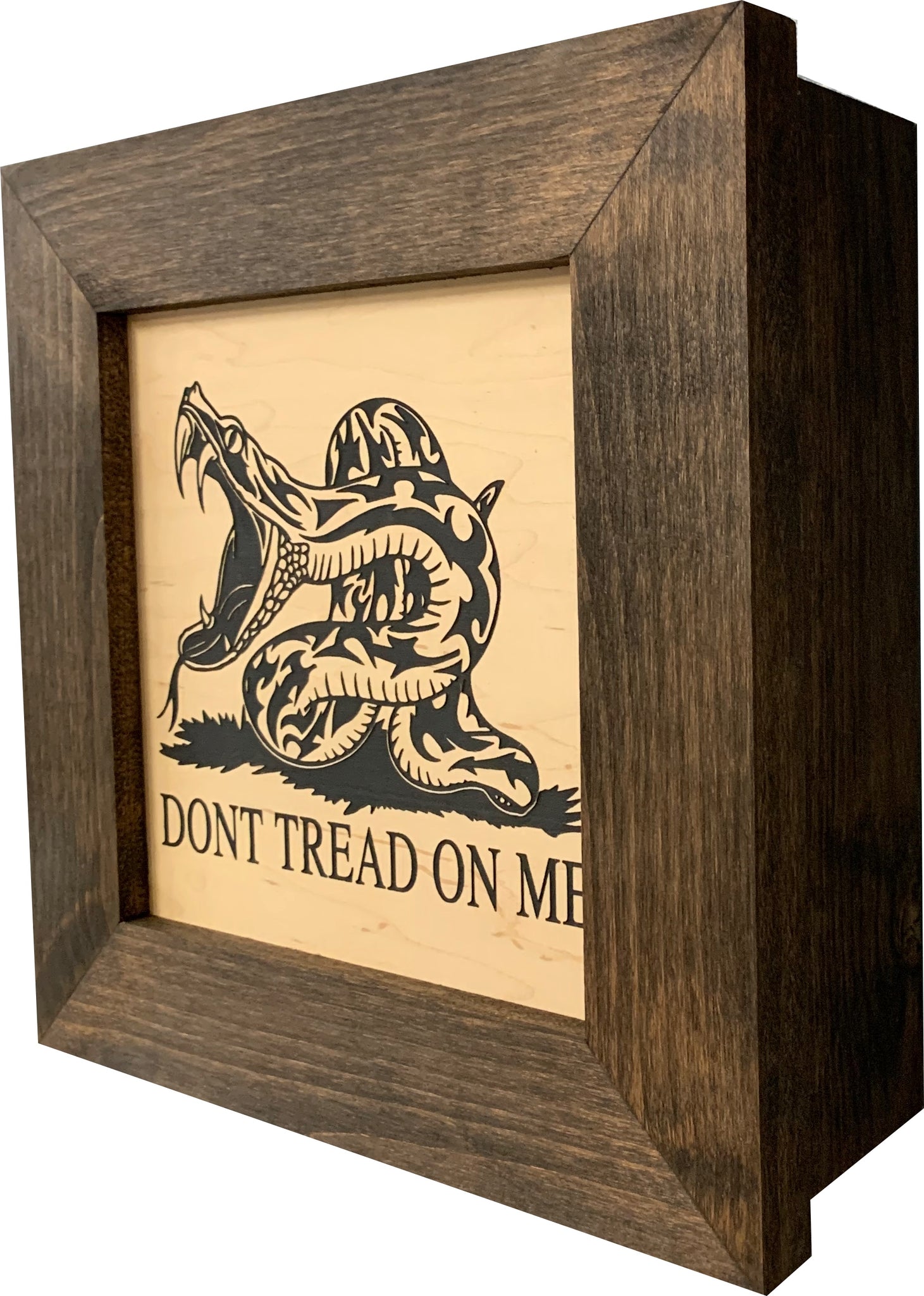 Bellewood Designs 2nd Amendment Dont Tread On Me Shelf Closed Profile