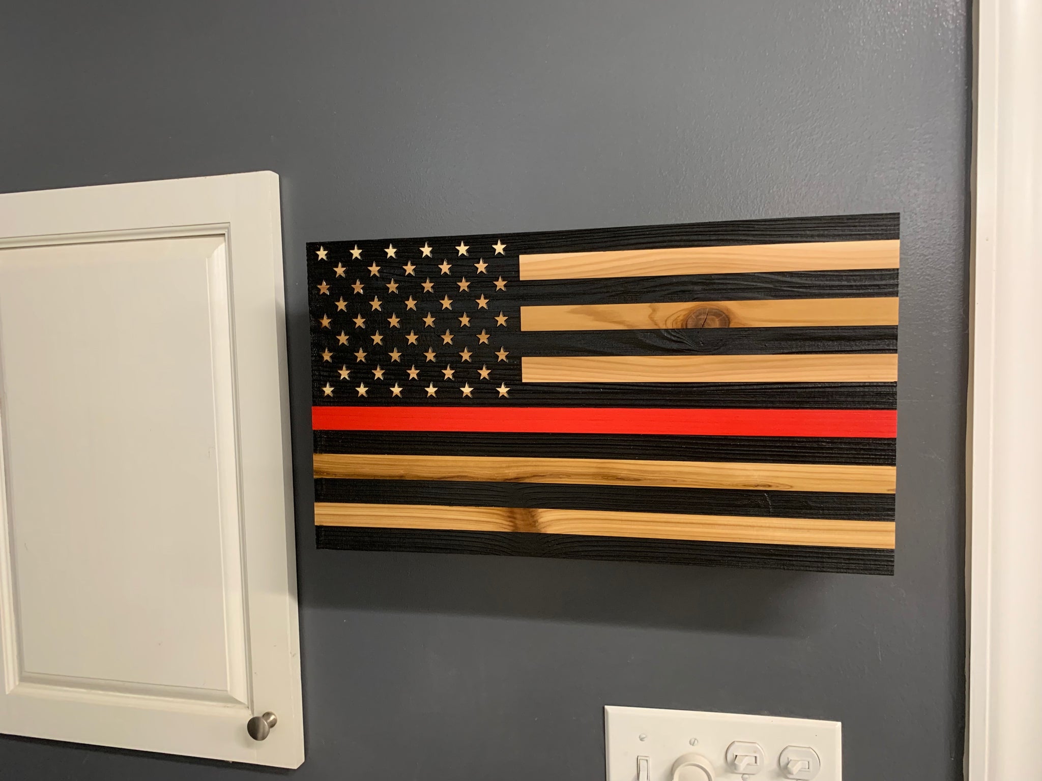 Red Line Customizable American Flag Hidden Gun Storage Front look